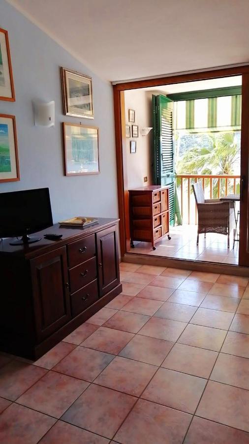 La Pianotta Sulla Spiaggia Porto Azzurro Eksteriør bilde