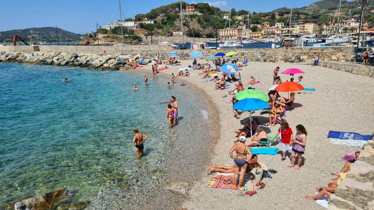La Pianotta Sulla Spiaggia Porto Azzurro Eksteriør bilde