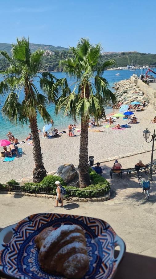 La Pianotta Sulla Spiaggia Porto Azzurro Eksteriør bilde